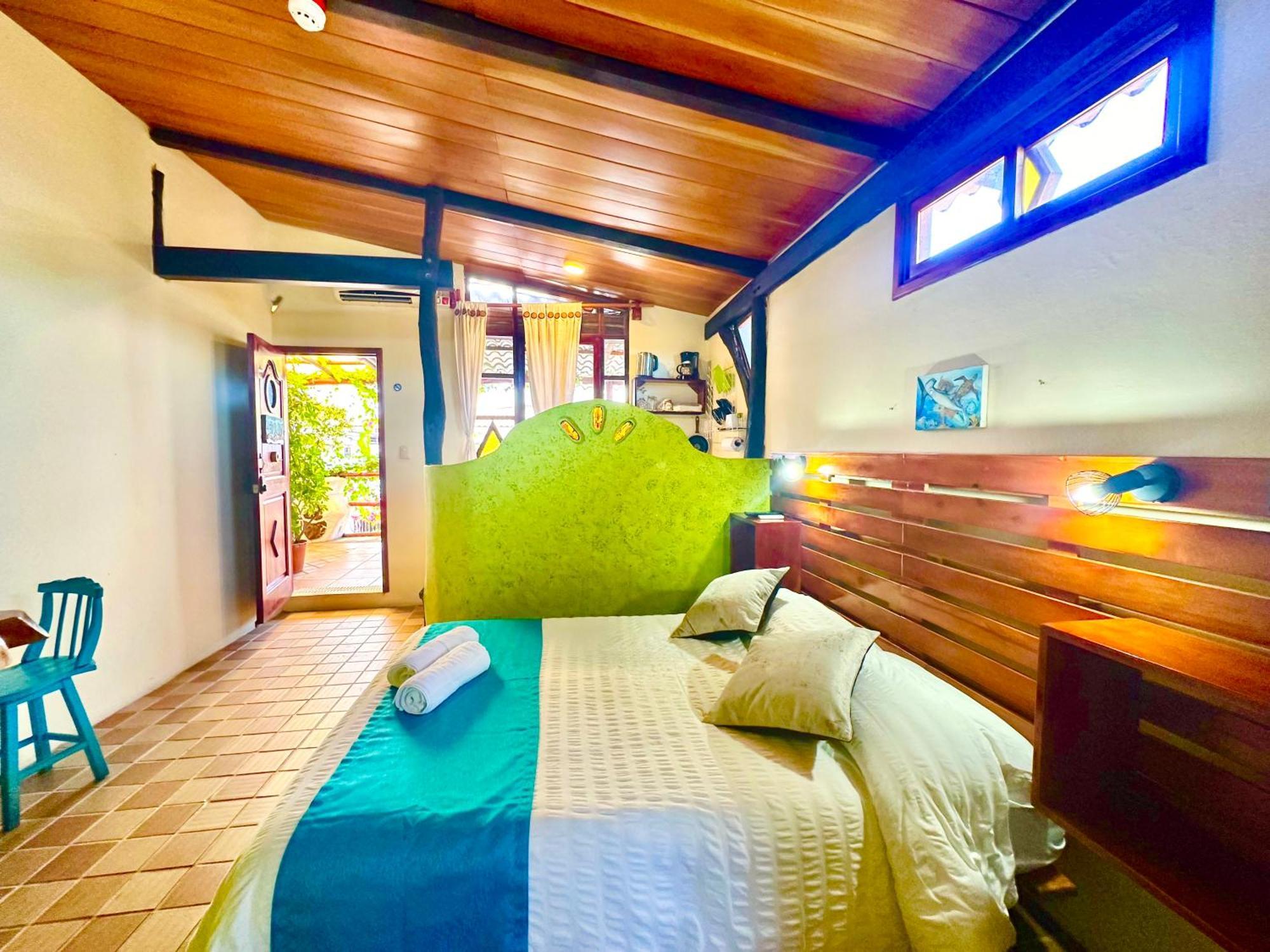 Casa Del Lago Lodging House Пуэрто-Айора Экстерьер фото