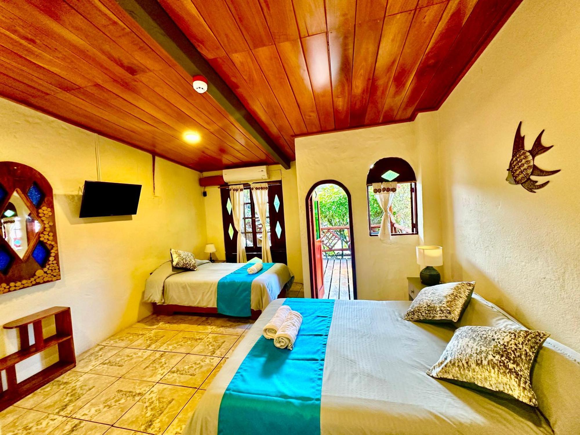Casa Del Lago Lodging House Пуэрто-Айора Экстерьер фото